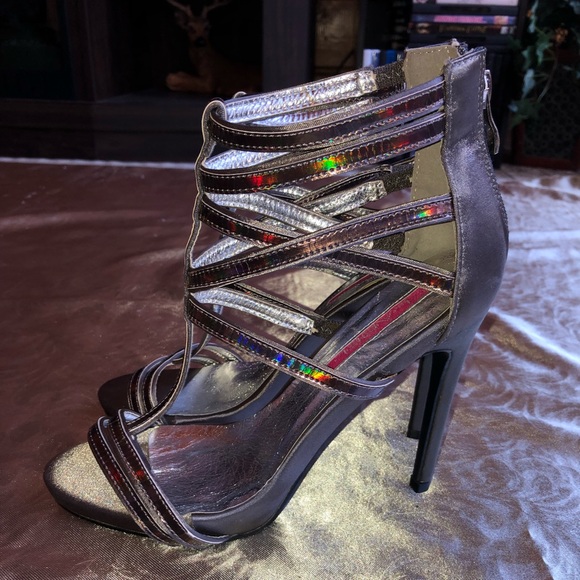 Fashion Heels - Picture 1 of 3